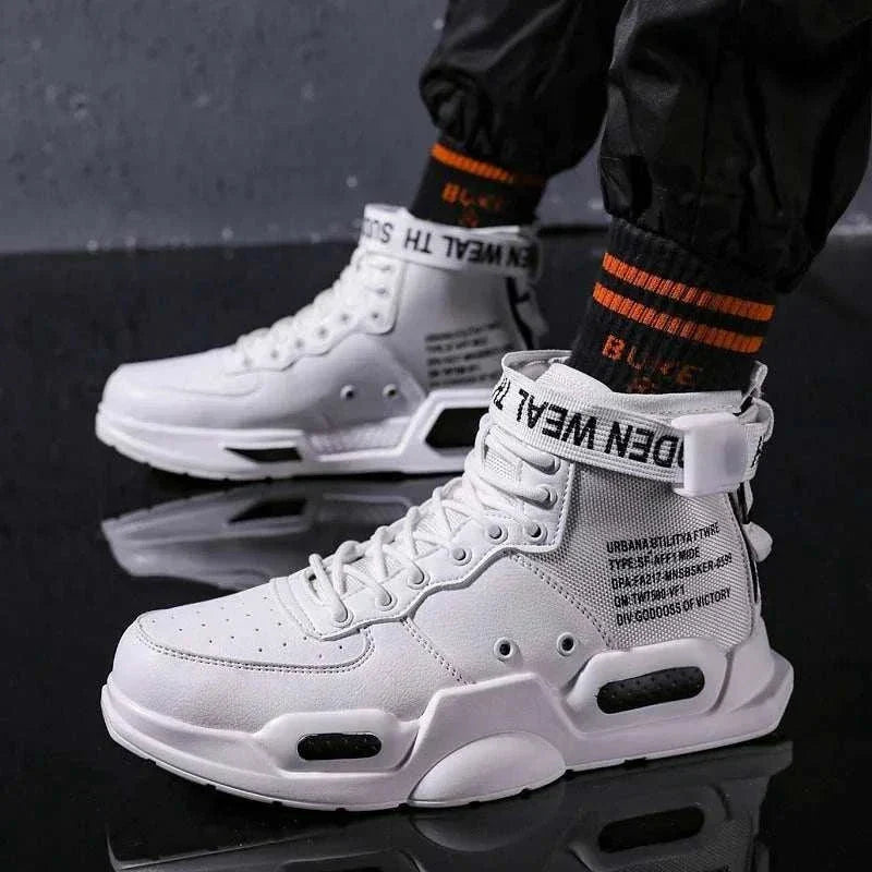 High-tops Sneakers: Trendy Men's Casual Sports Shoes - Sports Shoes