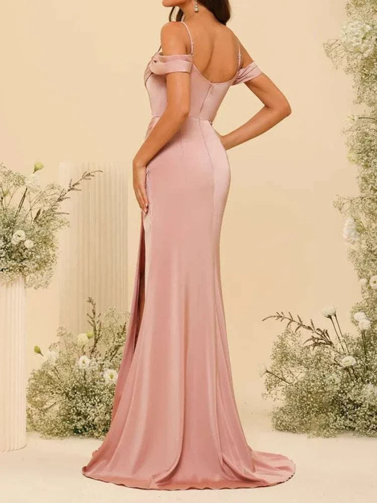 Bridesmaid Dresses: Elegant Backless Satin Party Gown with High Slit