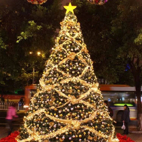 Customized 4 M big shopping centre Christmas tree with lights and decoration