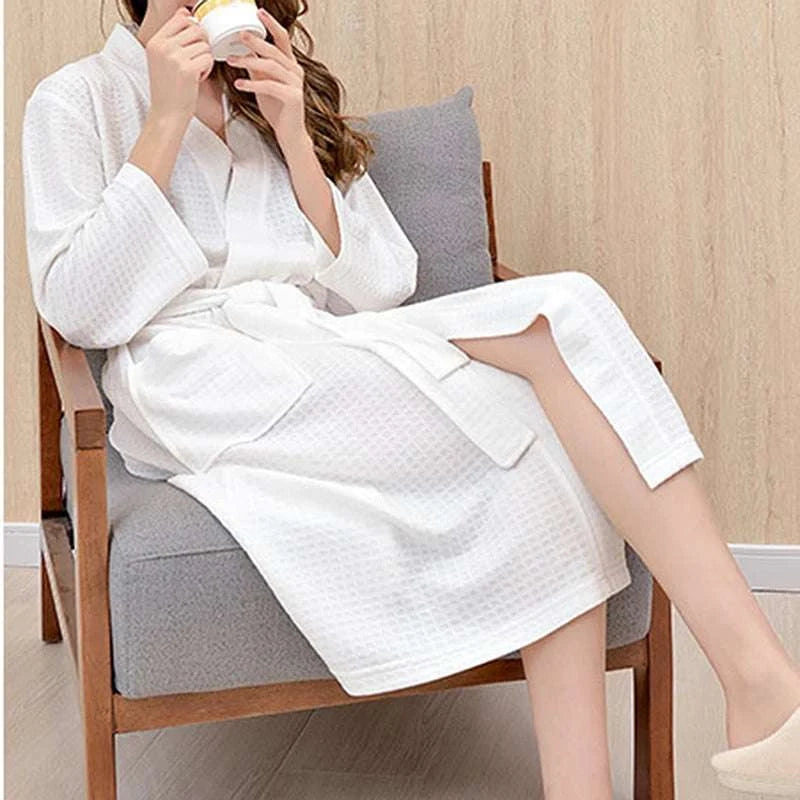 Autumn Adult Bathrobe Sashes V-Neck Robe Pajamas For Men And Women Couple Robes Pockets Long Sleeve Fashion Nightgown