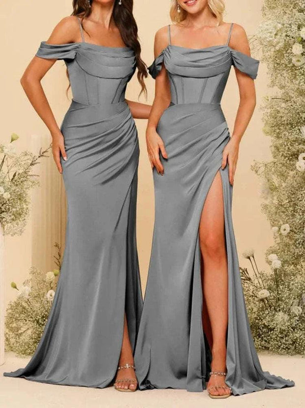 Bridesmaid Dresses: Elegant Backless Satin Party Gown with High Slit